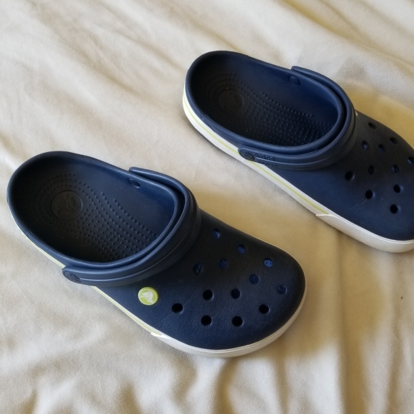 Crocs - Picture 2 of 9